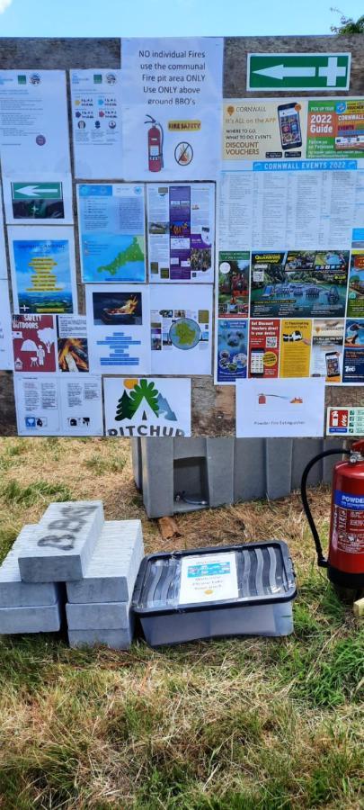 Summit Camping Kit Hill Cornwall Panoramic Views Grass Pitch From 15Pn Or Bella Bell Tent 75Pn Callington Exteriör bild
