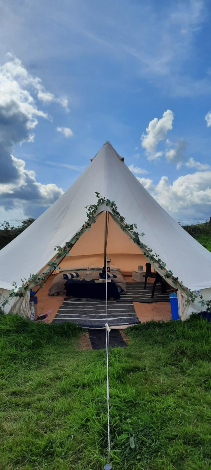 Summit Camping Kit Hill Cornwall Panoramic Views Grass Pitch From 15Pn Or Bella Bell Tent 75Pn Callington Exteriör bild