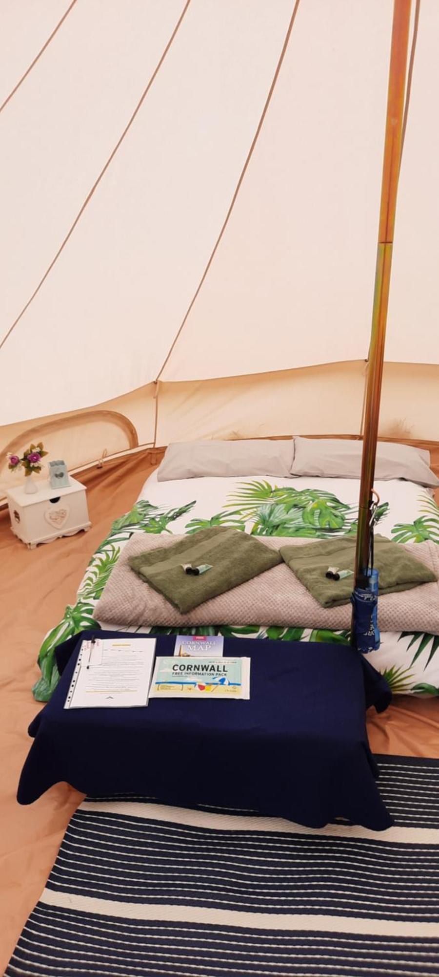 Summit Camping Kit Hill Cornwall Panoramic Views Grass Pitch From 15Pn Or Bella Bell Tent 75Pn Callington Exteriör bild