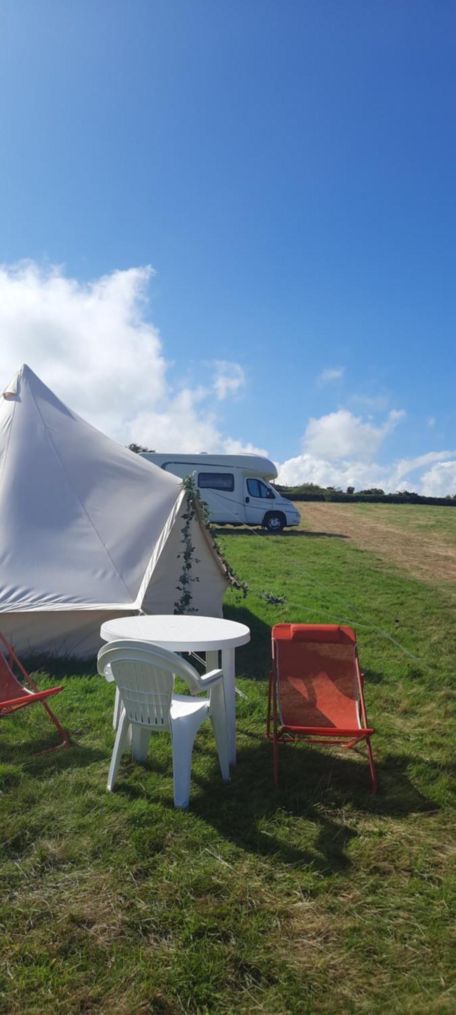 Summit Camping Kit Hill Cornwall Panoramic Views Grass Pitch From 15Pn Or Bella Bell Tent 75Pn Callington Exteriör bild